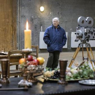 Komorní filmový portrét režiséra Hynka Bočana s lakonickým názvem Bočan představuje posledního žijícího představitele Československé nové vlny.