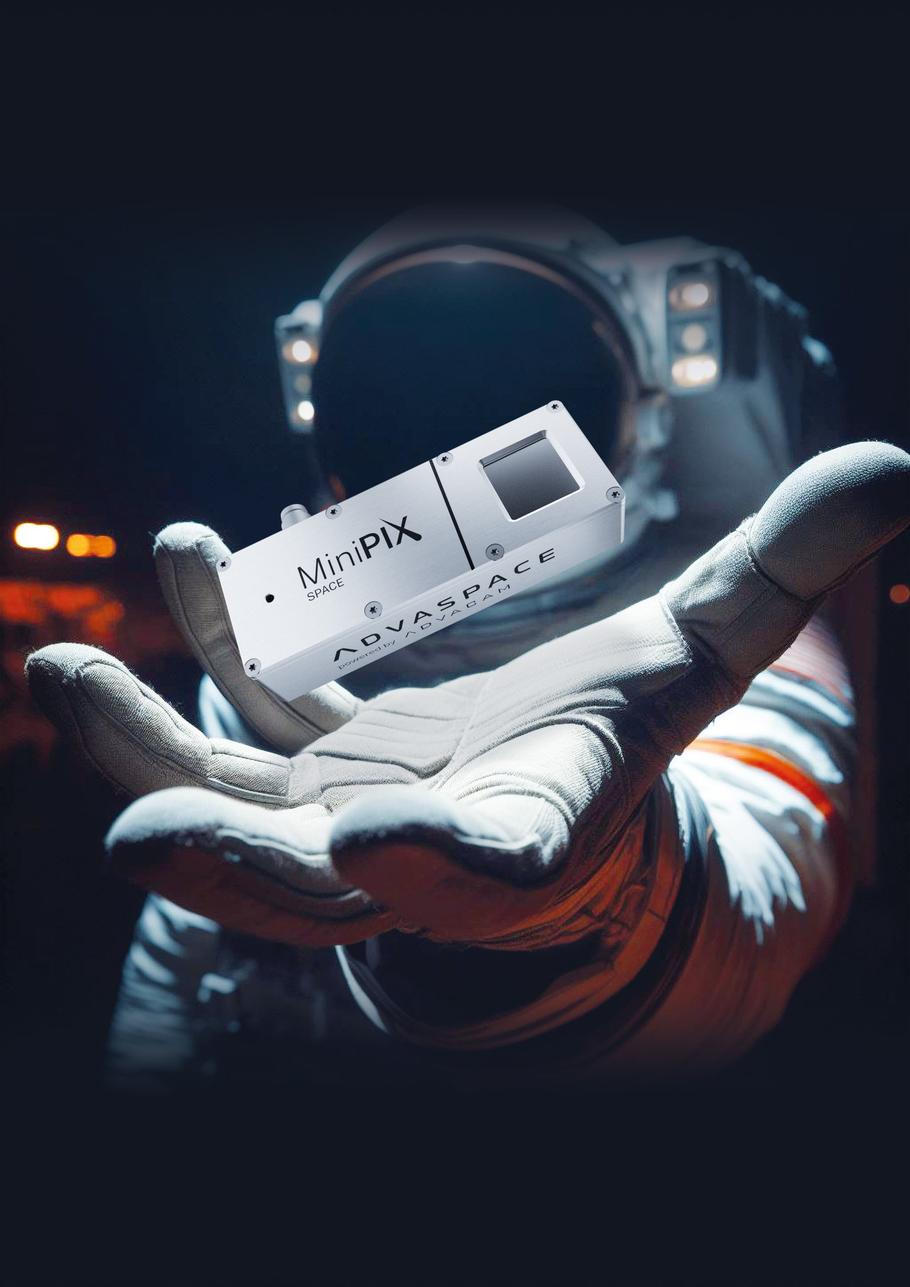 Vizualizace částicového detektoru MiniPIX Space pro monitoring a předpověď kosmického počasí.