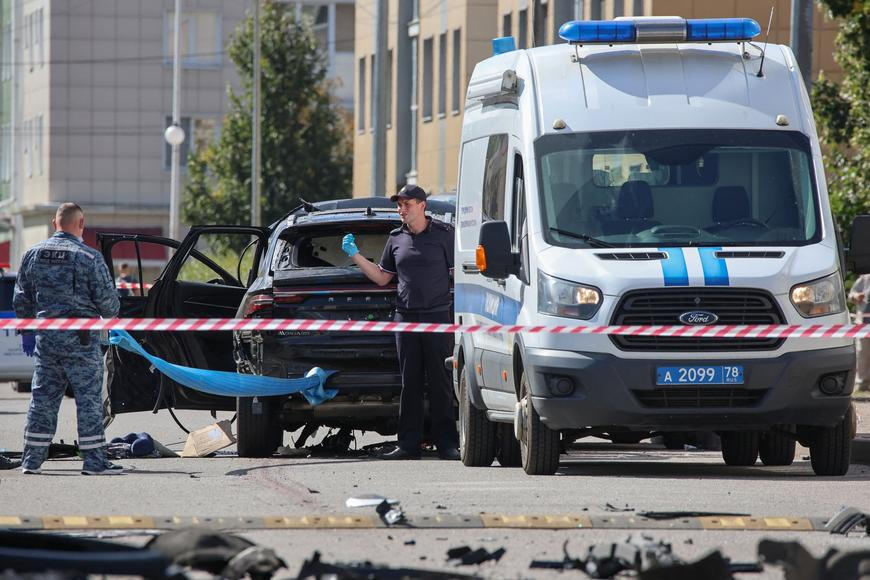 Další vysoký ruský důstojník terčem atentátu. Ve voze byla nastražená nálož