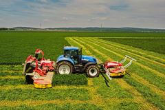 Zemědělský podnik Bonagro, Blažovice, žací stroj, New Holland t7-270, sekací lišty, optický senzor Sensosafe, ochrana přírody, pole