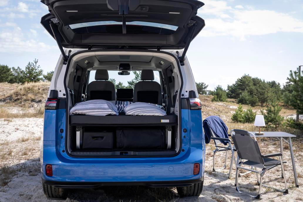 Volkswagen slibuje, že brzy přijdou i další elektrické Californie.