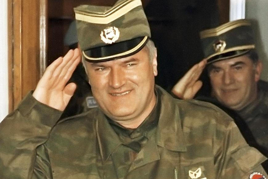 Odsouzený válečný zločinec Mladić bude mít státní pohřeb se všemi poctami, uvedl srbský ministr