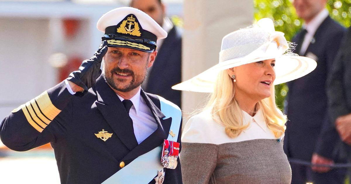 Král, který dlouho utíkal před korunou. Haakon VIII. usedá na norský trůn
