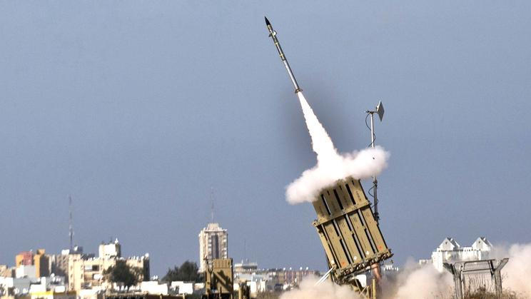  Systém izraelské protivzdušné obrany Iron Dome odpaluje raketu.