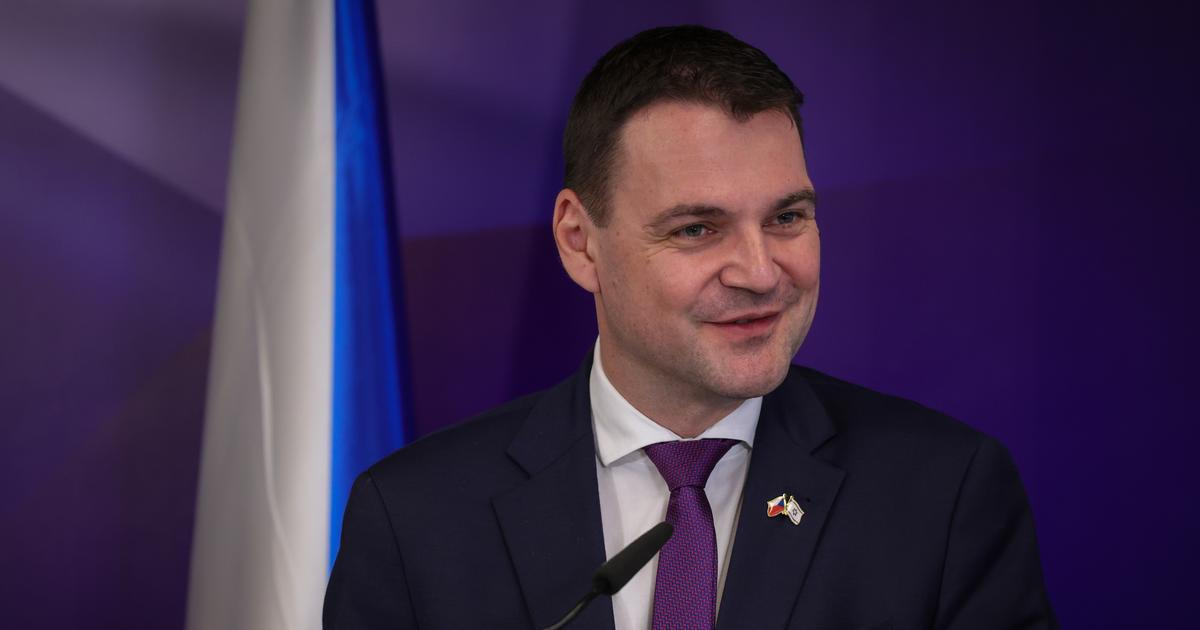 Macinka vyzval Pavla, ať stáhne žalobu na vládu. Dostal se tím do pikantního rozporu