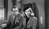 Starší generálova dcera Vivian (Lauren Bacallová) skrývá před Marlowem (Humphrey Bogart) temné rodinné tajemství.