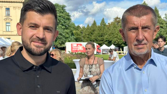 Premiér a předseda ANO Andrej Babiš na fotce z této soboty, kdy se setkal s Janem Hušbauerem, který je kandidátem ANO na nového pražského primátora.