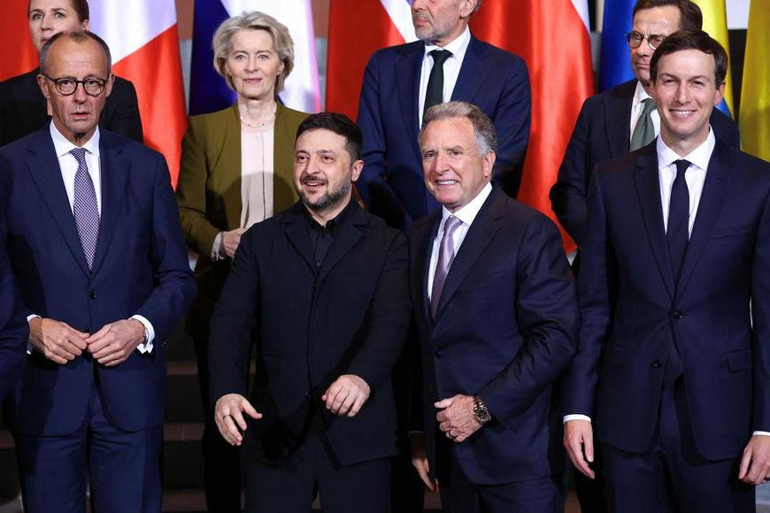 Zelenskyj připravuje nová jednání s USA. S Witkoffem a Kushnerem domlouval návštěvu