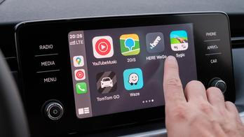 Close,Up,Mans,Hand,Select,The,Application,Of,Navigation,Or