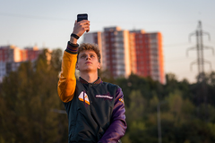 Adam Buš v seriálu Filter.