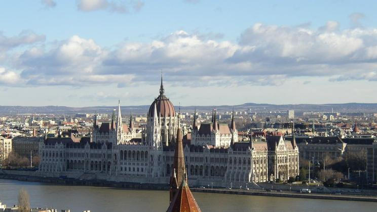 Maďarsko parlament