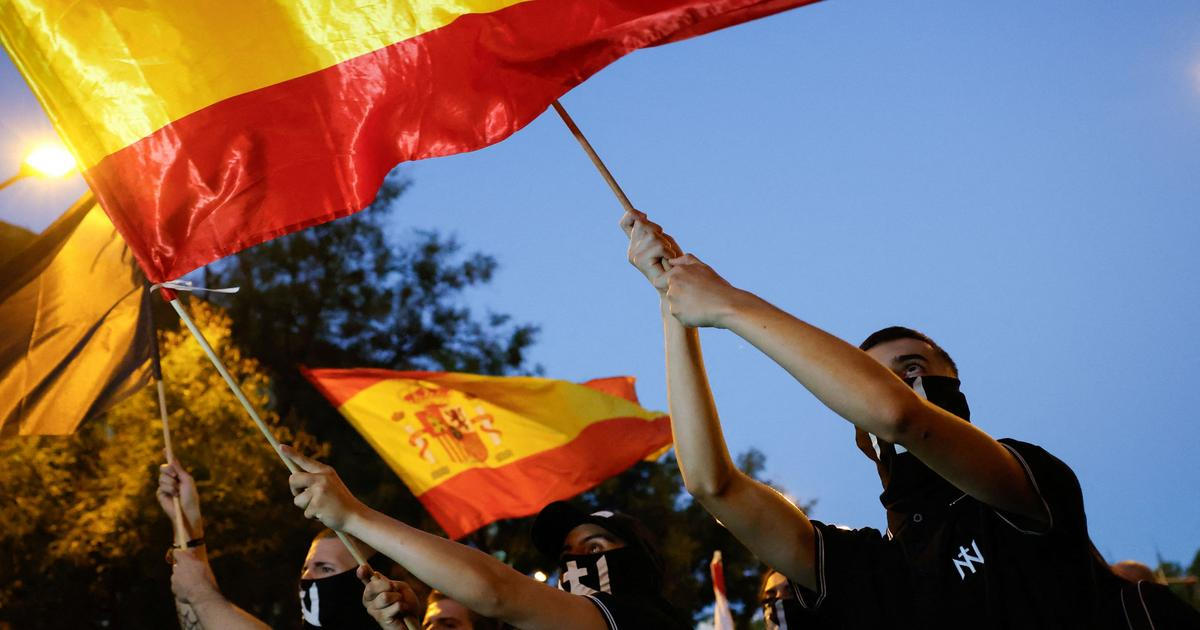 „Už to není běžná migrační krize.“ Kvůli Ceutě se demonstrovalo, Sánchez pod tlakem