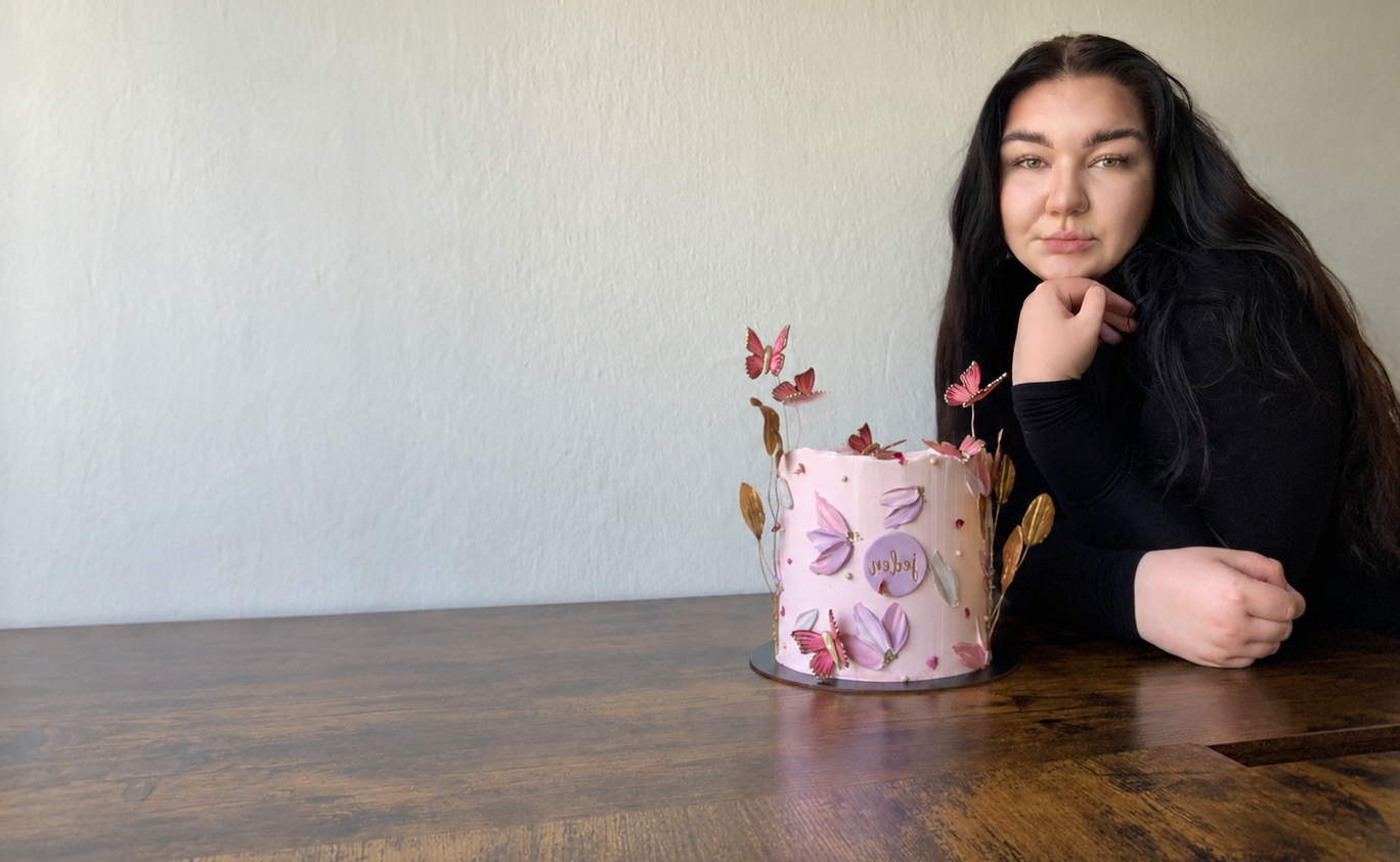 Tereza Šimarová vybudovala pod značkou Tak trochu jiná cukrářka vlastní podnik s jednoduchým mottem: „Dělat věci pořádně ještě nikdy nikoho nezabilo. “