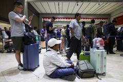Soekarno Hatta International Airport closed its operations due to the eruption of the Mount Anak Krakatau volcano in Tangerang