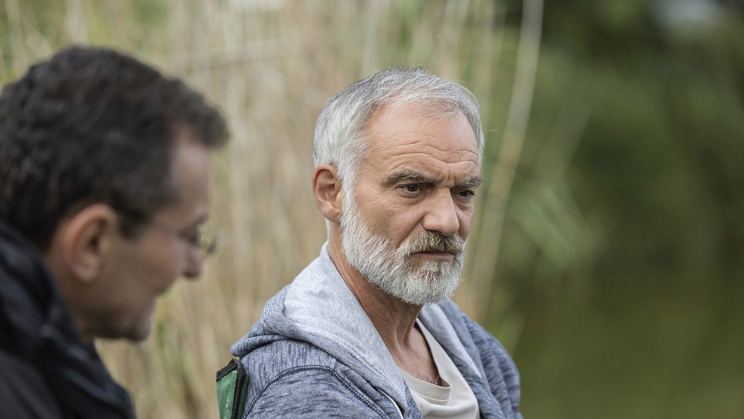 Ivan Trojan jako docent Stehlík a Ondřej Vetchý v roli plukovníka Šery ve třetí řadě kriminální minisérie Docent (2026).