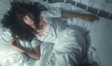 Film Valerie a týden divů (1970) režíroval Jaromil Jireš a originální výtvarnou podobu mu vtiskla Ester Krumbachová.