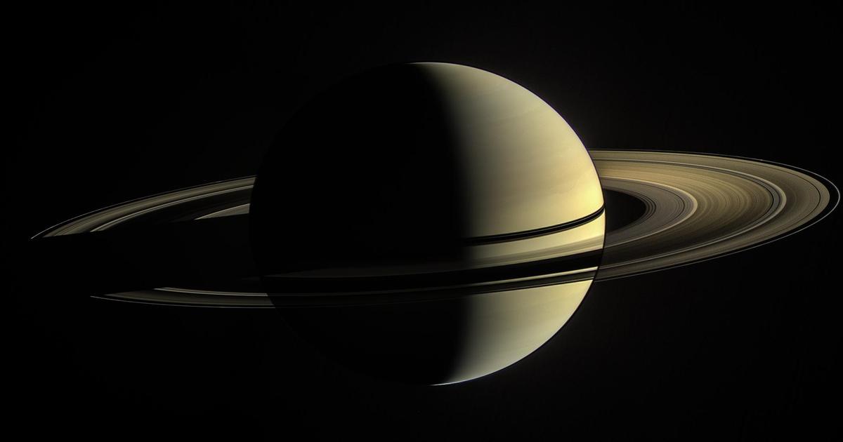 Hubble Telescope Discovers Giant Ten-Sided Atmospheric Structure at Saturn’s South Pole