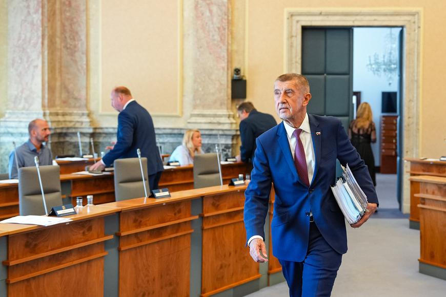 Zůna v Číně? Žádný let jsme mu neschvalovali, říká Babiš. Ministr ho neinformoval