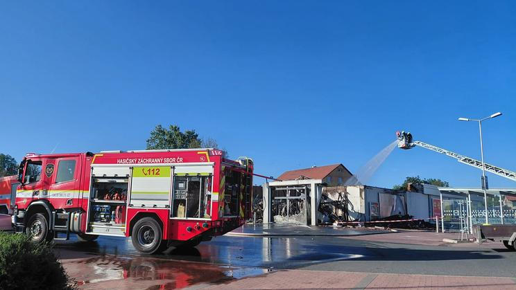 Lidl Americká, Kladno, supermarket, obchod, prodejna, požár, hasiči