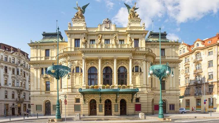 Vinohrady,Theatre,Or,Divadlo,Na,Vinohradech.,Prague,,Czech,Republic