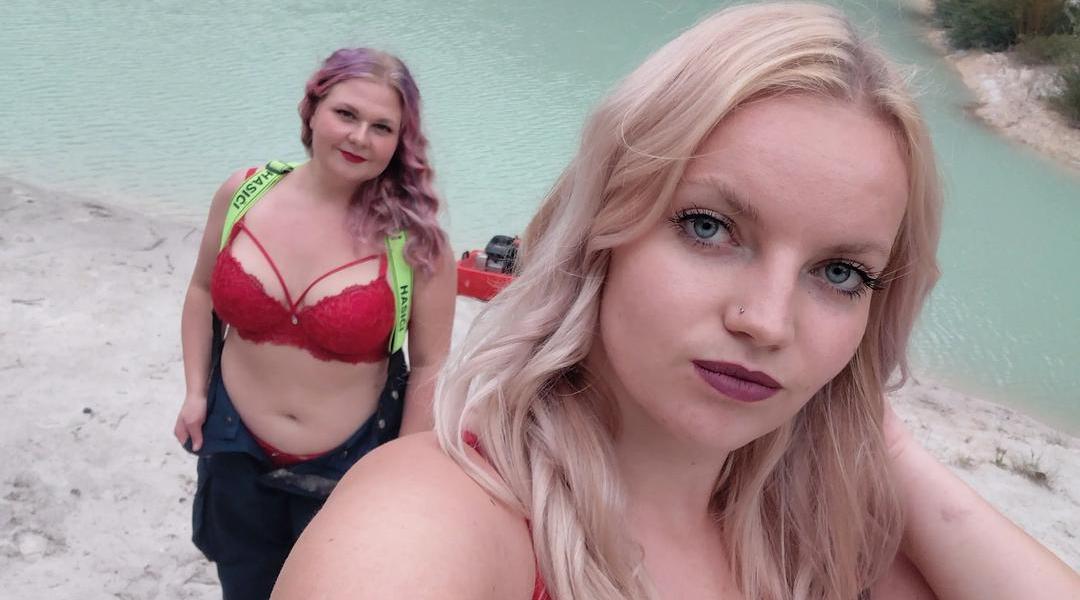 Hasičky z Dolců nafotily sexy kalendář