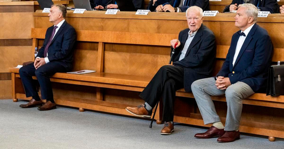 Měkotovo dědictví i desítky milionů u dcery uhlobarona. Soud pitvá Mosteckou uhelnou