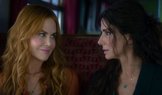 Čarodějné sestry. Sandra Bullocková jako romantická Sally a Nicole Kidmanová coby divoká Gillian ve filmu Magická posedlost 2 (2026).