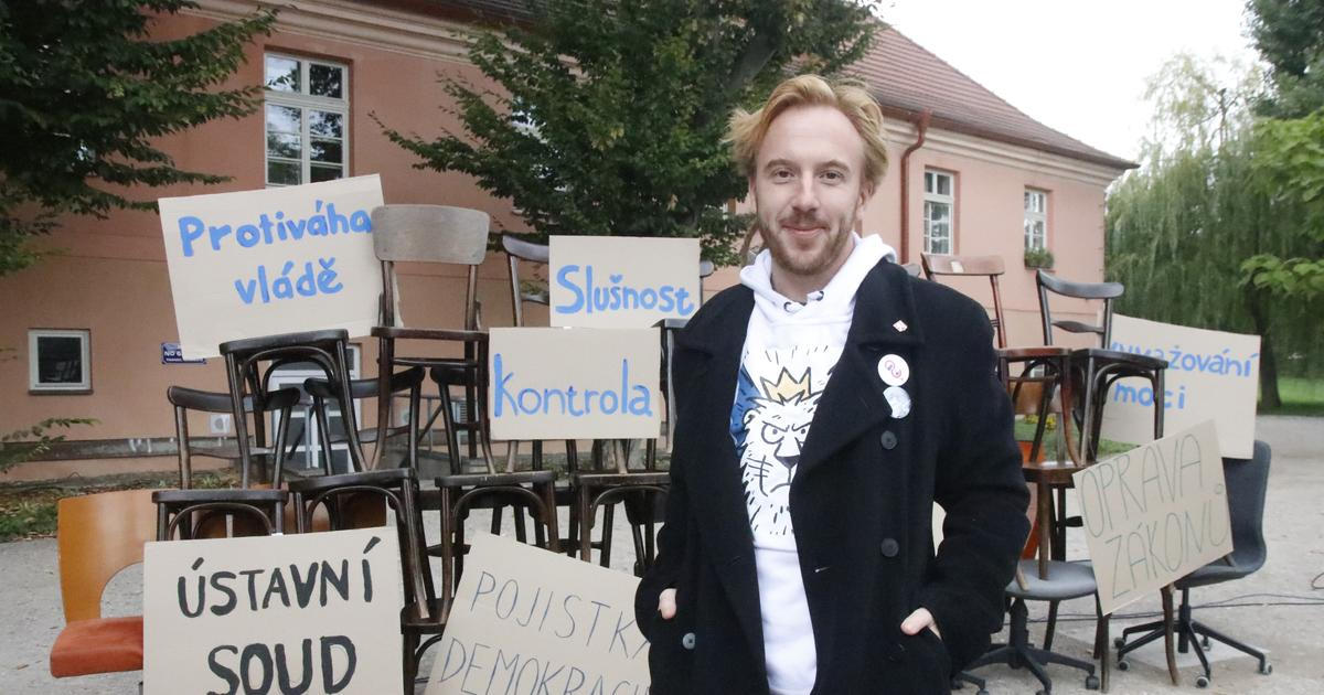 Minář si je jistý. „Na Ztraceného bylo méně lidí,“ tvrdí. Chystá další akce proti Babišovi