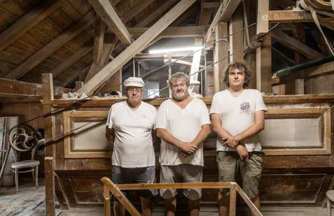 Rudolf, Jindřich a Tomáš Dubští, do jsou tři generace bohutínských mlynářů. Ani jednomu se do mlýna nechtělo, ani jeden by dnes neměnil.