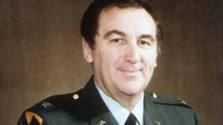 Rick Rescorla po návratu z Vietnamu vystudoval vysokou školu a učil v Oklahomě trestní právo. V roce 1985 přijal práci bezpečnostního manažera u společnosti Dean Witter Reynolds, která sídlila ve Světovém obchodním centru.