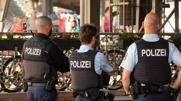 German,Police,Officers,On,Patrol,At,The,Train,Station