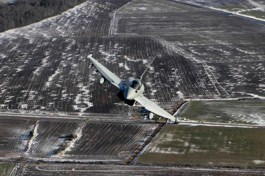 Litva kvůli možnému dronu uzavřela letiště ve Vilniusu. Vzlétla stíhačka NATO