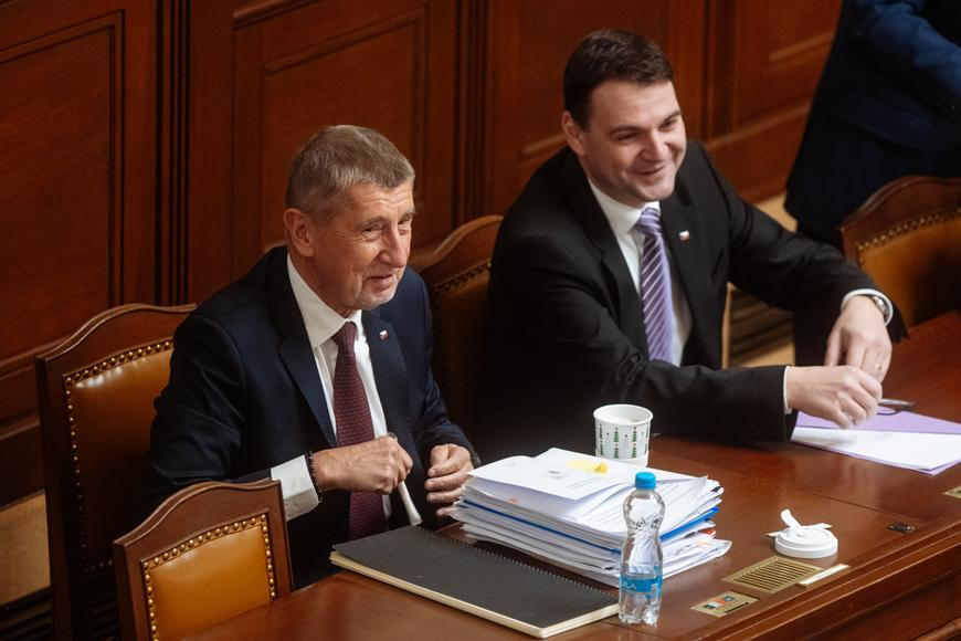 Macinka byl pozván na schůzku Pavla s Babišem. O účasti se chce poradit s premiérem