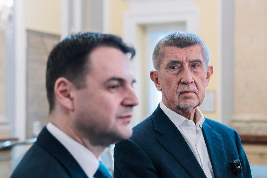 Macinka s Babišem na Hrad nepřijde. S Pavlem se ale brzy potká jinde