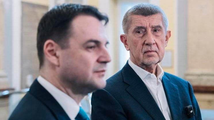 Praha, 02.03.2026 Zasedání Vláda ČR, koaliční rada, před jednáním bezpečnostní rada státu, repatriační lety kvůli válce v Íránu. Petr Macinka (Motoristi), Andrej Babiš (ANO).