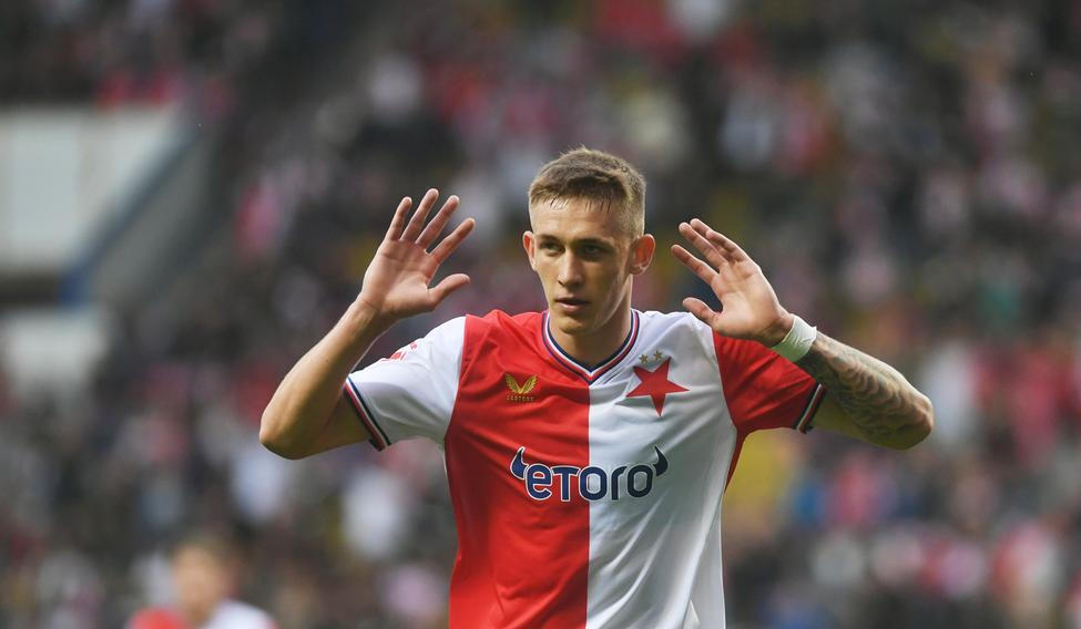 Wiktor Nowak, fotbalista, sportovec, gesto