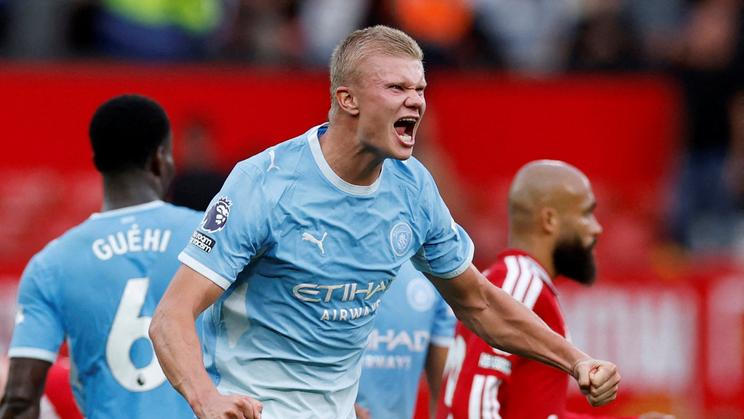Premier League - Manchester United v Manchester City