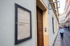 neuvedeno