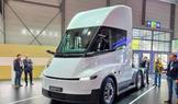Tesla Semi se poprvé představila v evropské podobě.