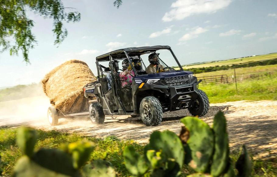 Sériový Polaris Ranger XP 1000 je víceúčelové terénní vozítko.