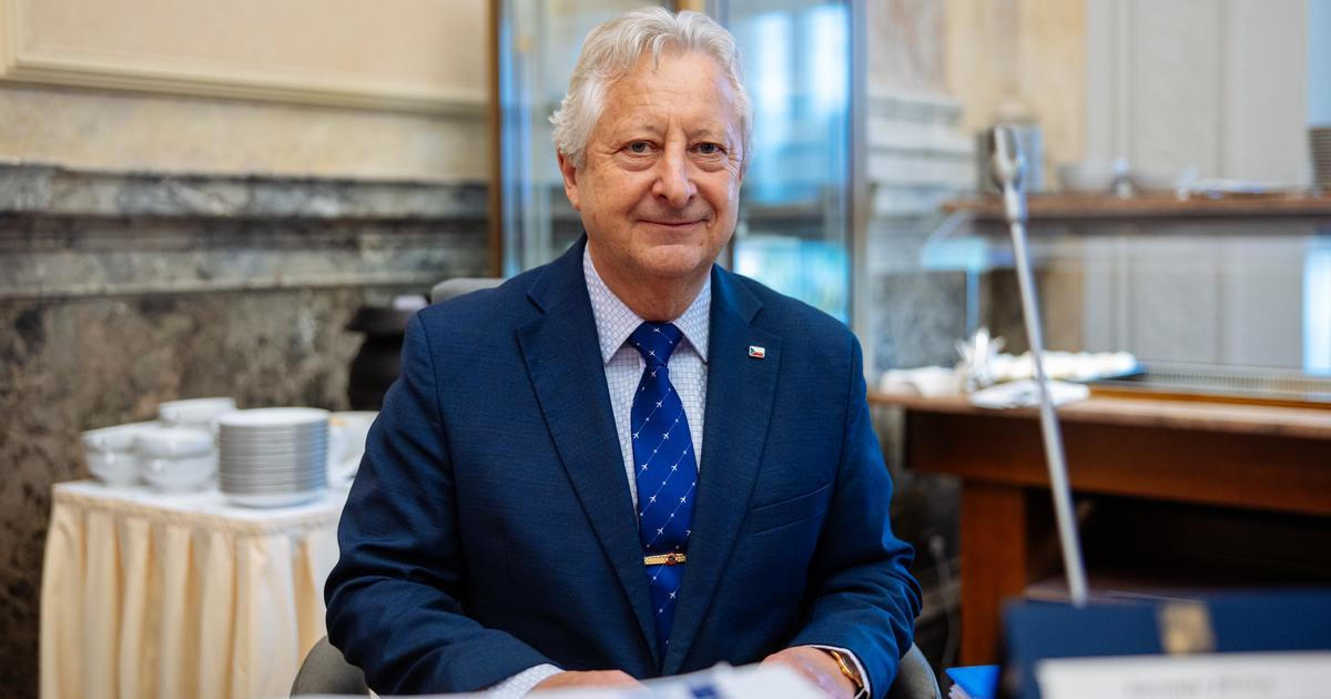 Tohle se Okamurovi líbit nebude. Zůna varuje před hybridními operacemi Ruska