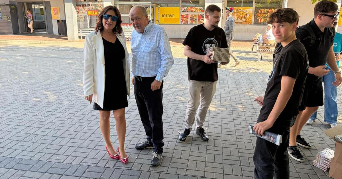 Sušenky i MHD zdarma. Kandidátka Motoristů řekla, s kým v Praze do koalice nepůjde