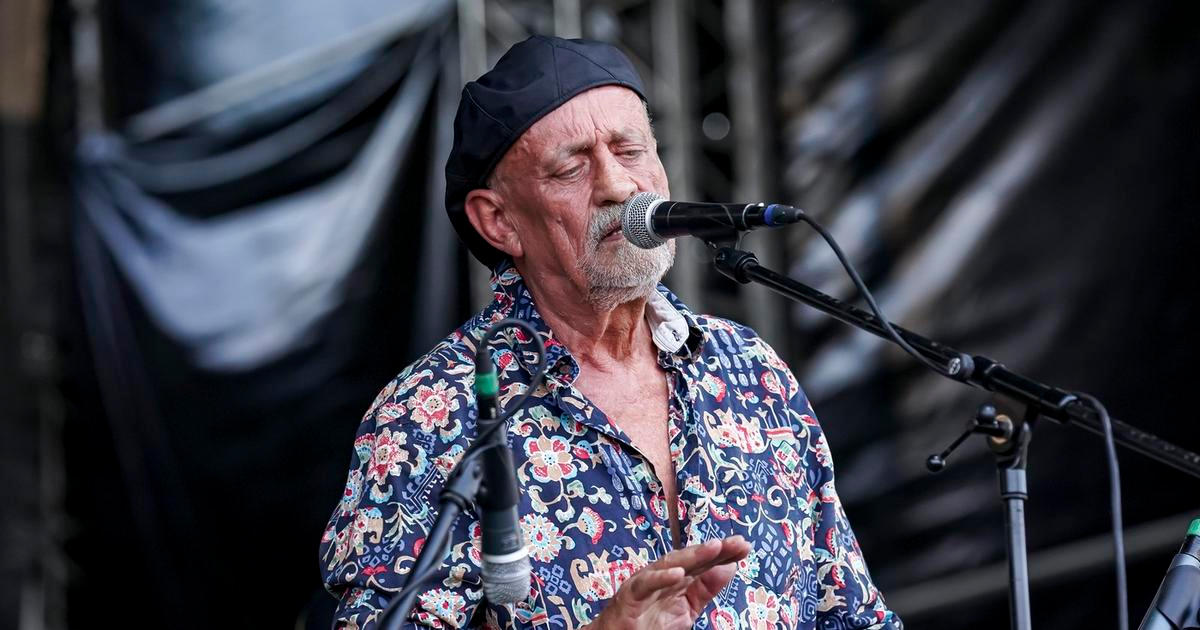 Při posledním rozloučení s hudebníkem Richardem Tesaříkem zněl soul a reggae