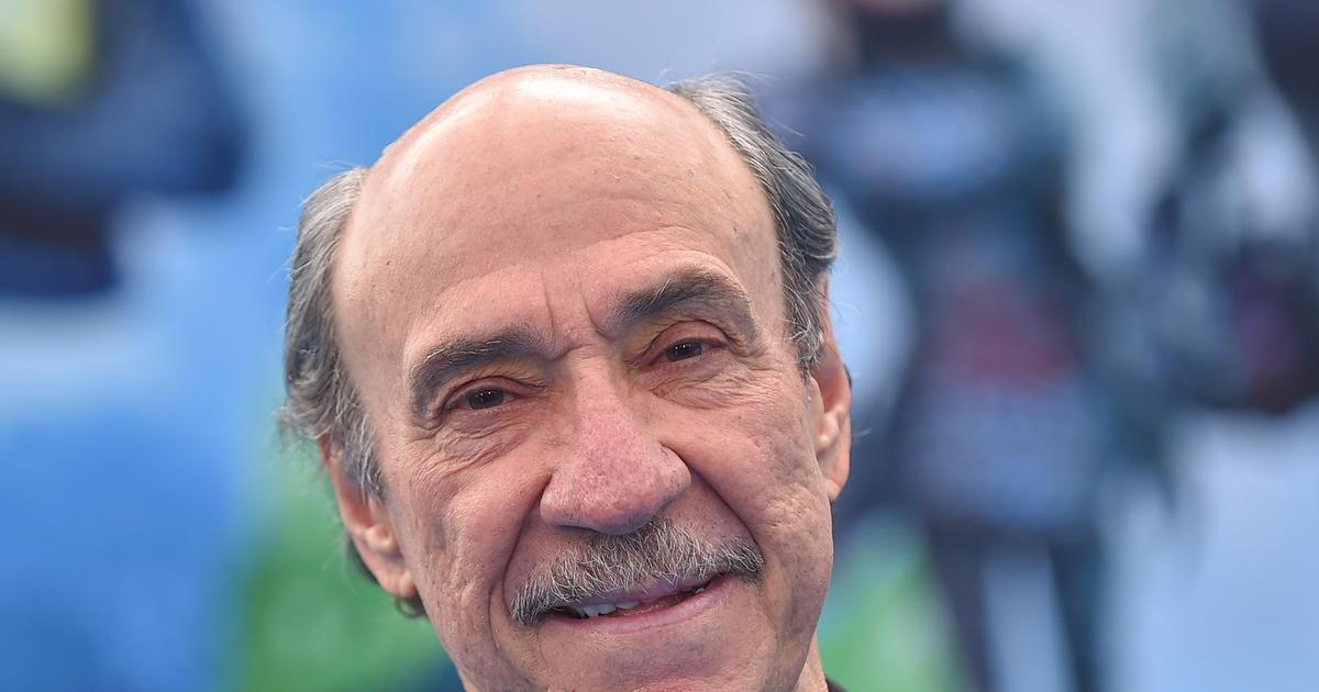 Při světové premiéře Havlovy hry Varování vystoupí americký herec F. Murray Abraham