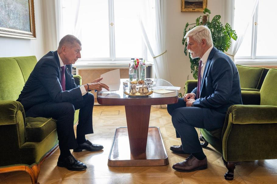 Premiér Andrej Babiš na jednání s prezidentem Petrem Pavlem,  14. září 2026