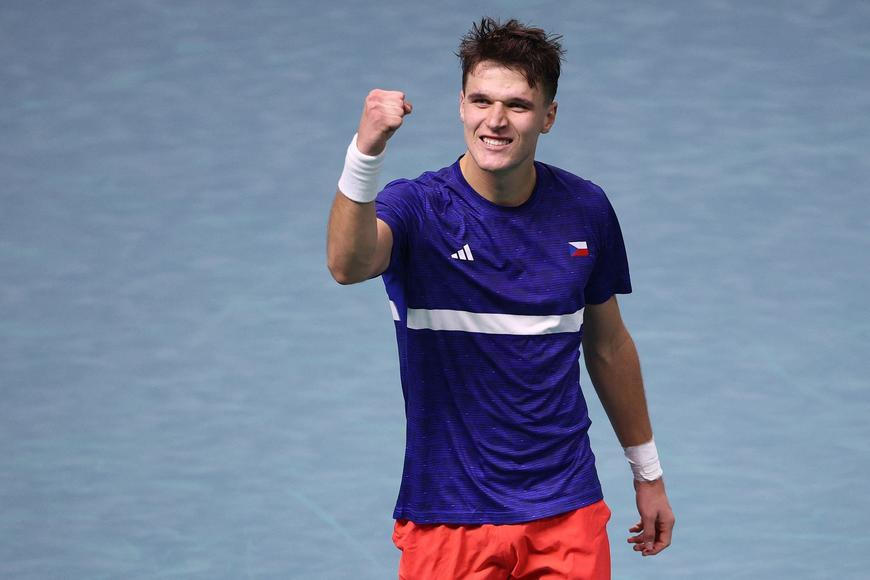 Menšík - Tien. Čech chce v narvané pražské aréně vrátit Američanovi nedávnou porážku