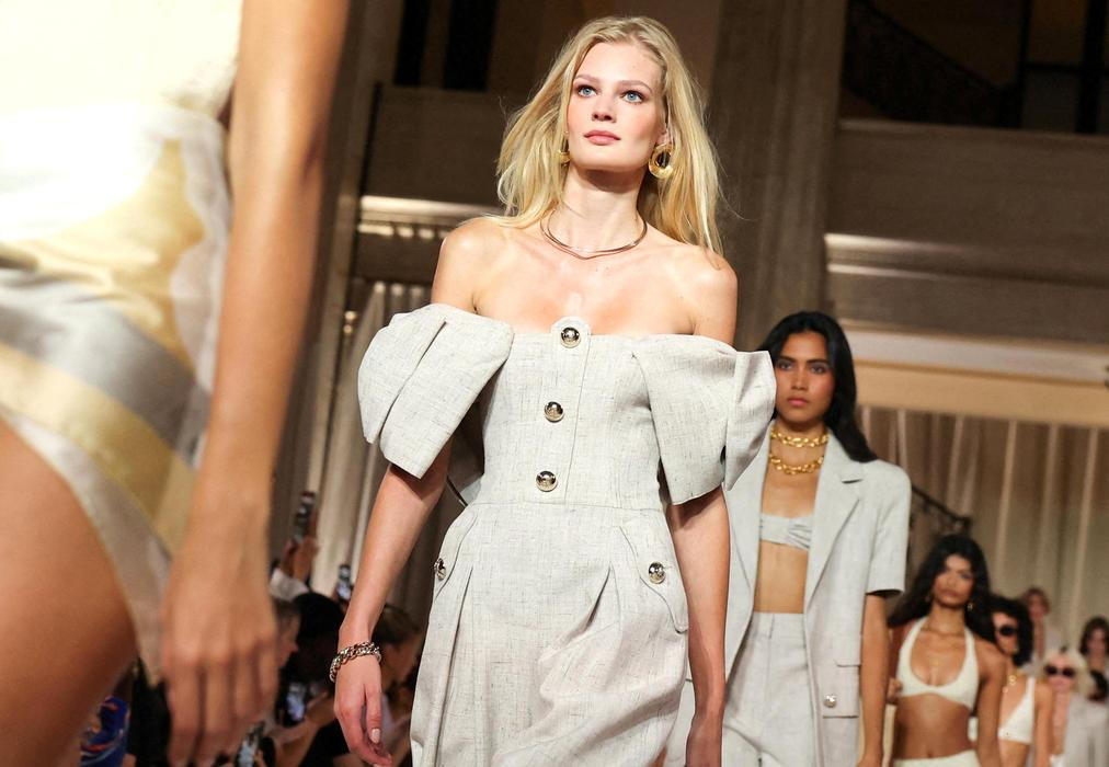 London Fashion Week, Paul Costelloe SS27 catwalk show
