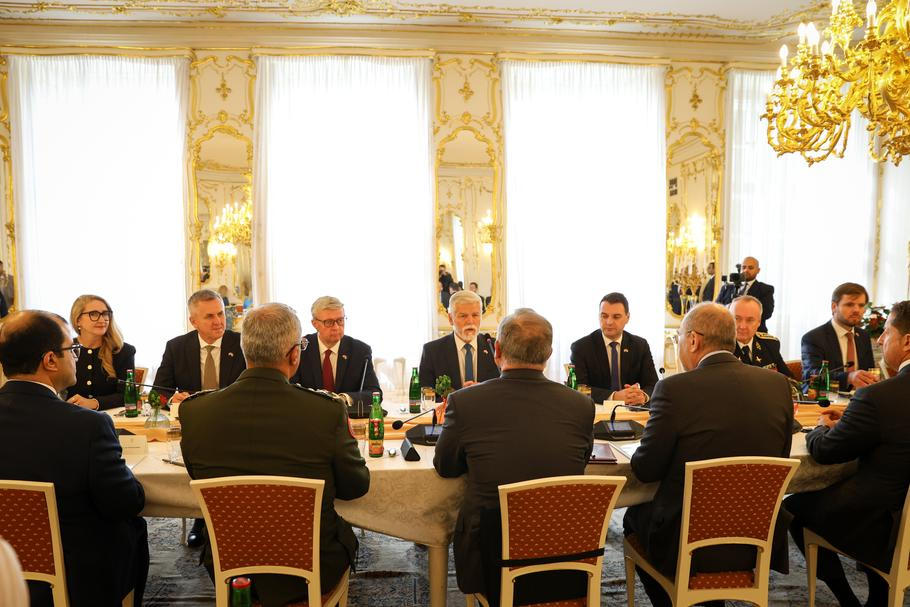 Petr Pavel, Petr Macinka a Karel Havlíček na Pražském hradě jednali s delegací jordánského krále Abdalláha II.