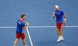Adam Pavlásek a Patrik Rikl ve čtyřhře Česko - USA v osmifinále Davis Cupu 2026