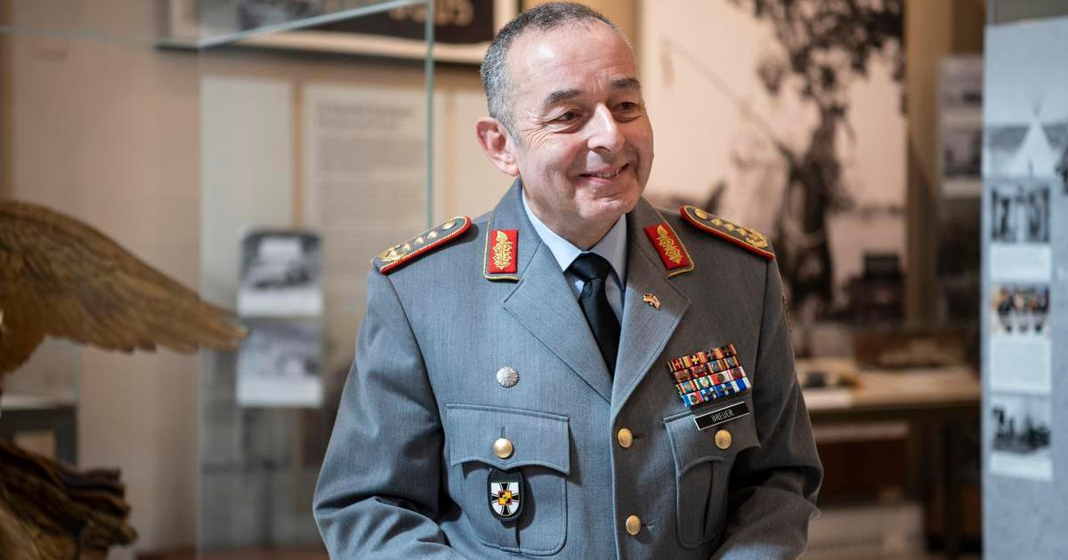 Příštím předsedou vojenského výboru NATO bude německý generál Breuer